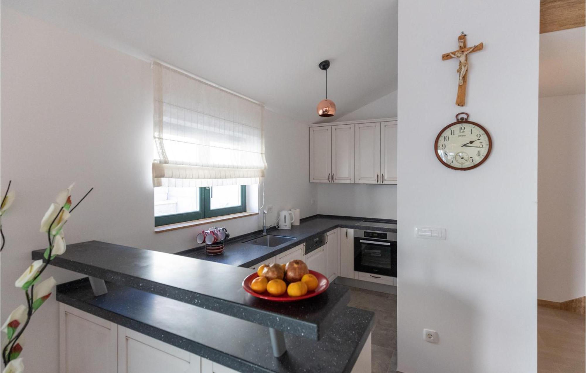 Lovely Home In Klek With House A Panoramic View Екстер'єр фото